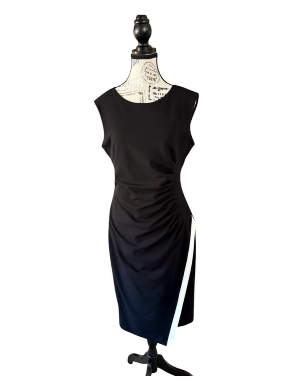 Calvin Klein Black Sleeveless Ruched Sheath Dress • Size 8